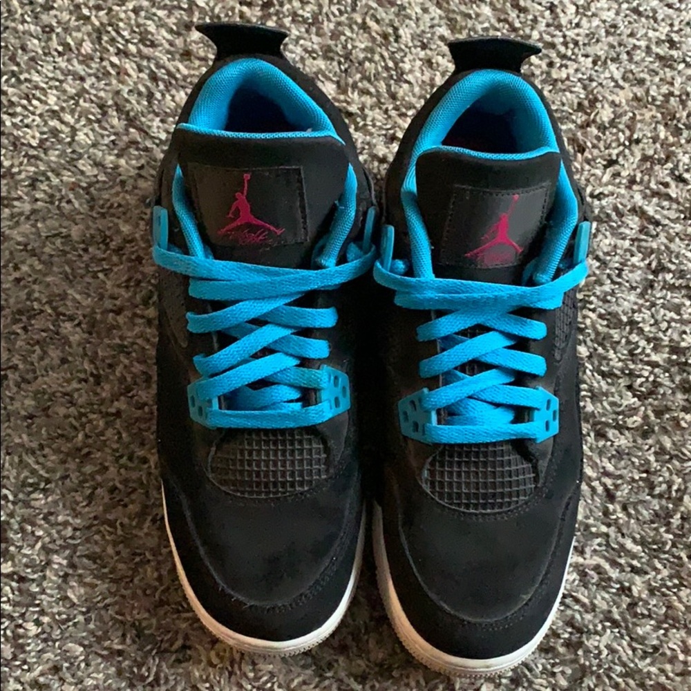 Air Jordan 4
